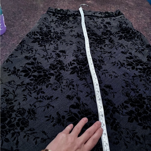 Skirt - Picture 12 of 13